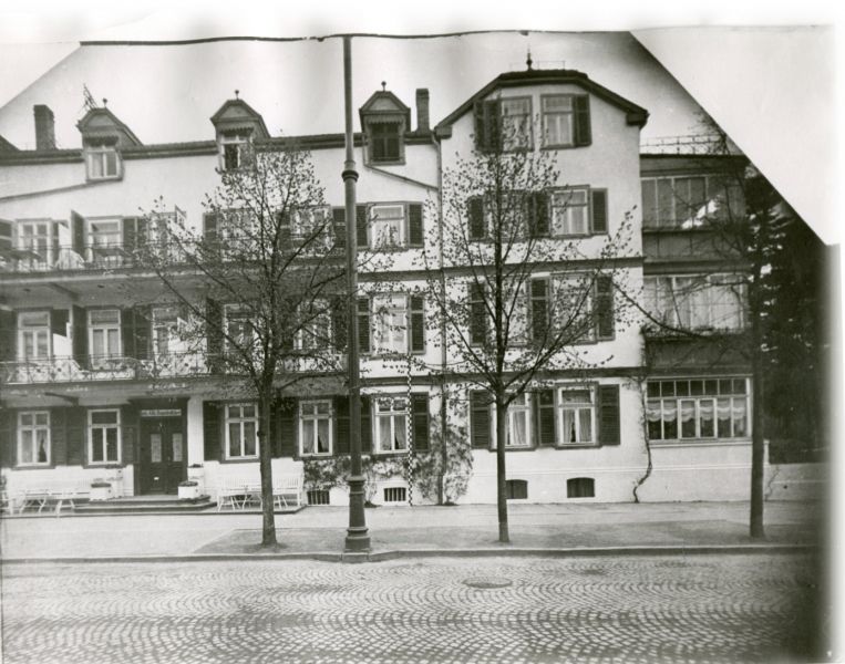 Datei:GrF 168 - Brunnenstraße 1-verkleinert.jpg