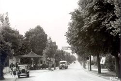 1937 Schillerstr. mit Tankstelle links